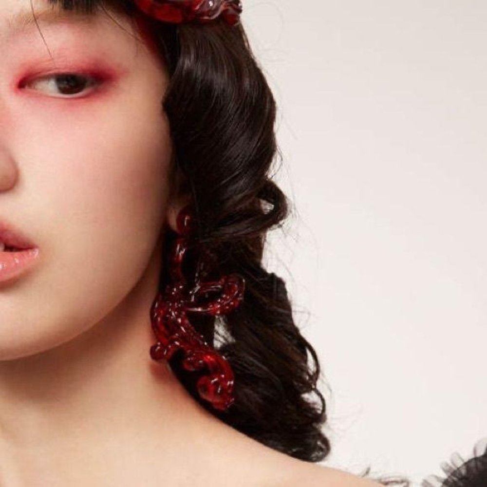 Handmade shushutong resin earrings in red